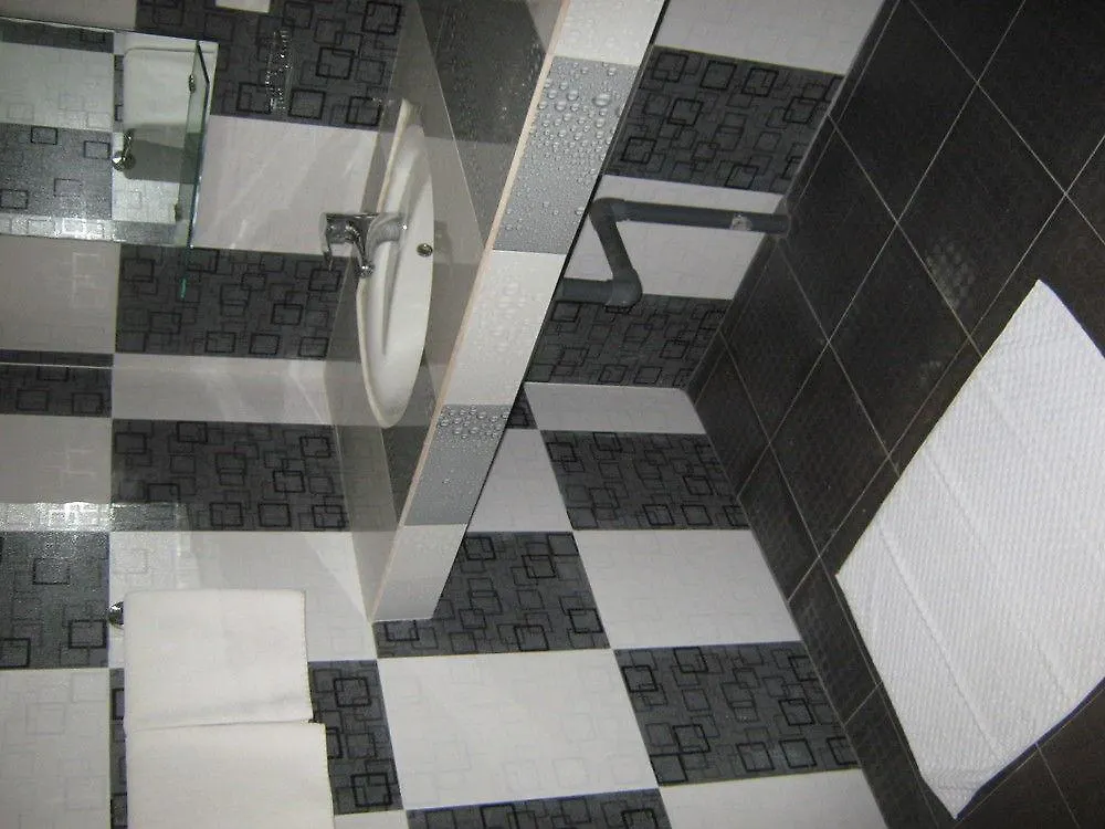 Zen Rooms Modern City Inn Negombo