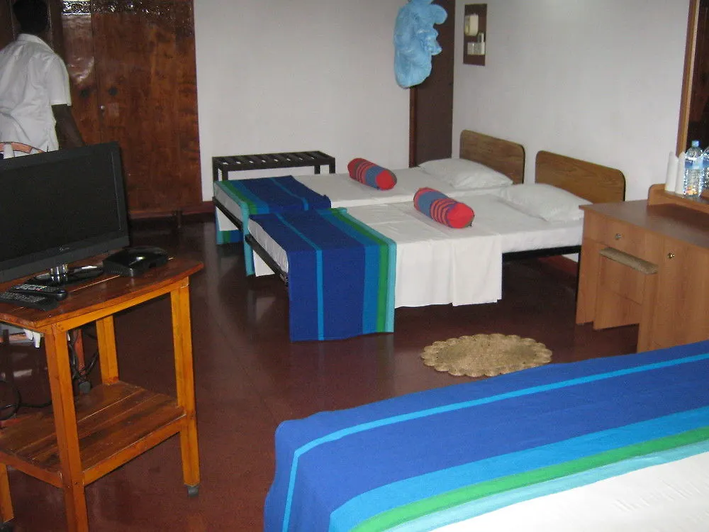 Zen Rooms Modern City Inn Negombo Sri Lanka