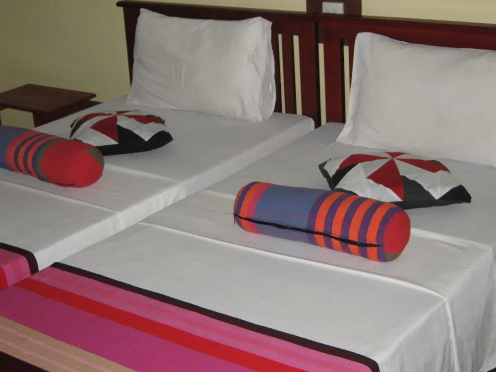 **  Zen Rooms Modern City Inn Negombo Sri Lanka