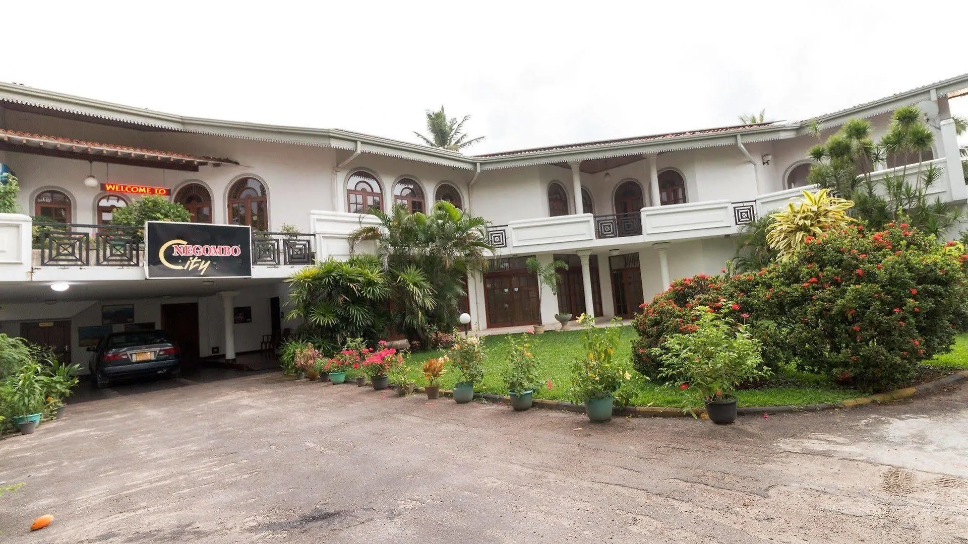 Zen Rooms Modern City Inn Negombo