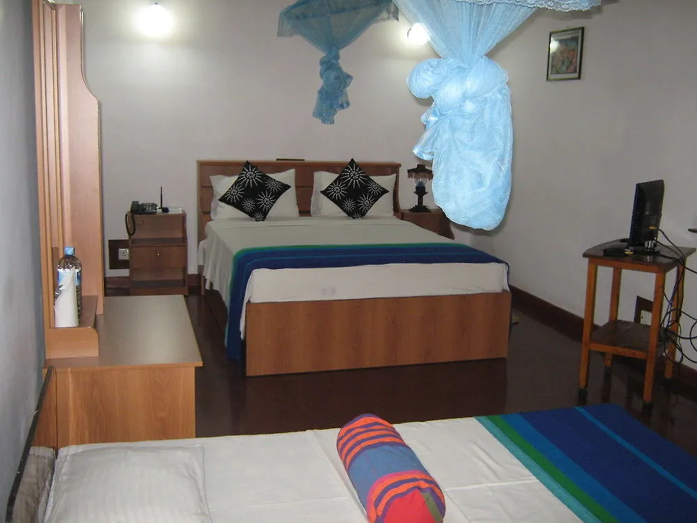 Zen Rooms Modern City Inn Negombo