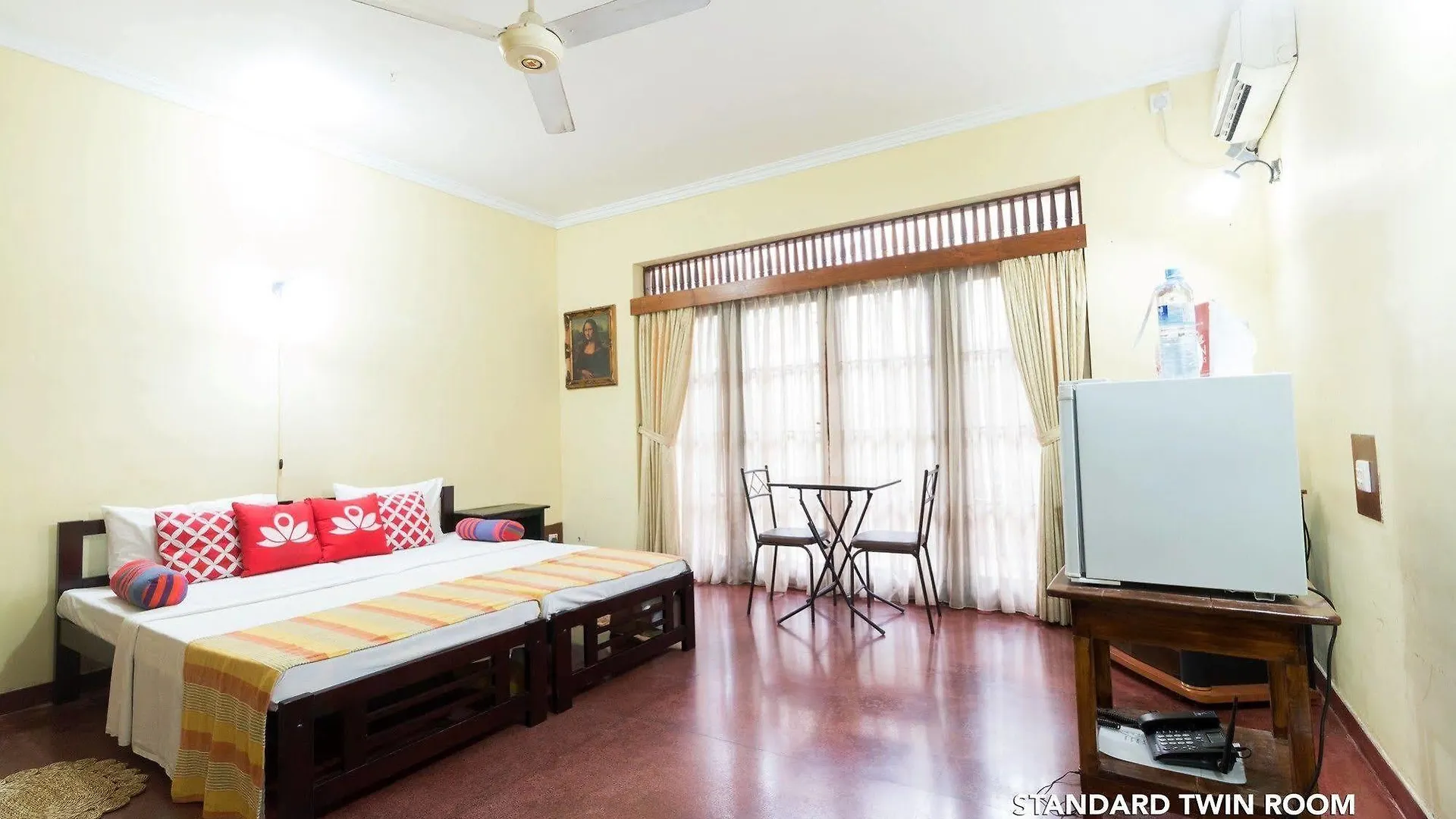 Zen Rooms Modern City Inn Negombo 2*,