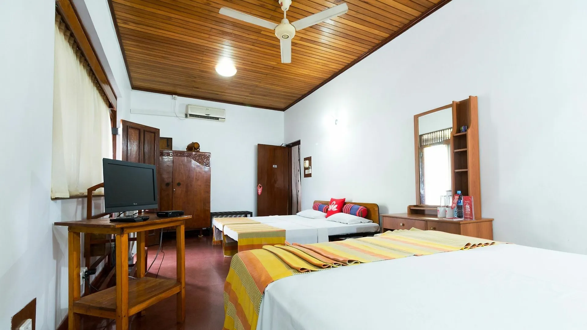 Zen Rooms Modern City Inn Negombo