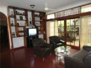 Zen Rooms Modern City Inn Negombo
